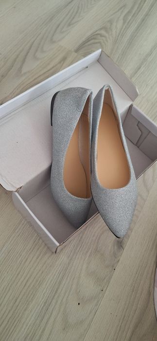 Pantofi damă eleganți
