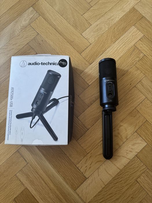 Микрофон  Audiotechnica ATR2500x-USB
