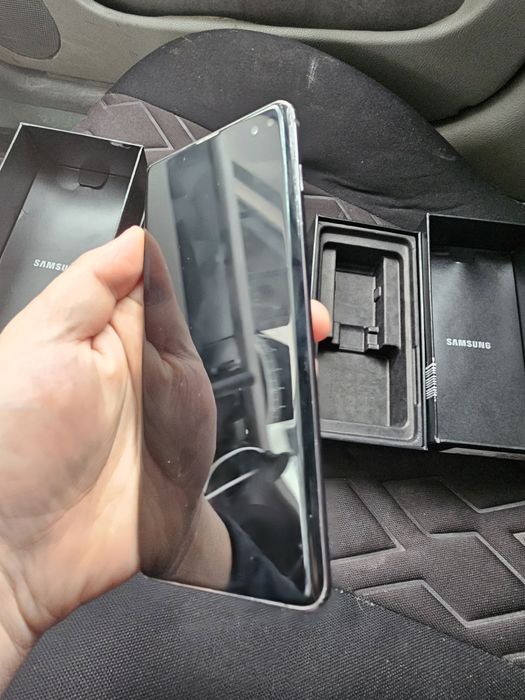 Samsung s10+ plus 2ta bor Vyetnam