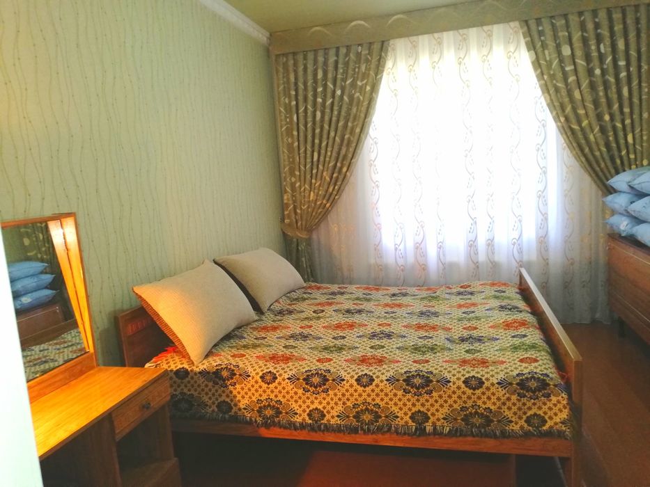 Ховли уй сотилади.Газалкент шахри.