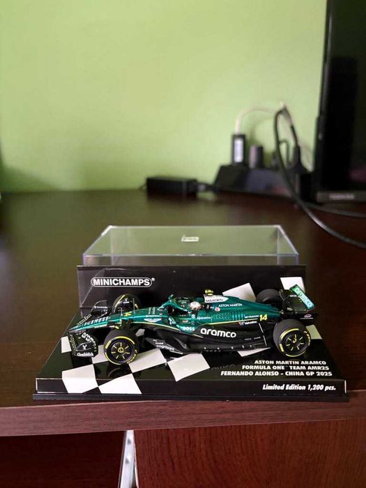 продавам колекция формула 1 на MINICHAMPS 1/43 Fernando Alonso