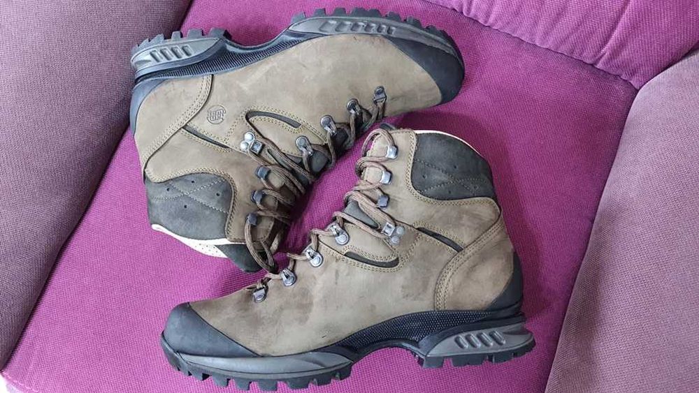 Ghete trekking vanatoare de la HANWAG Tatra 2 marimea 48,5