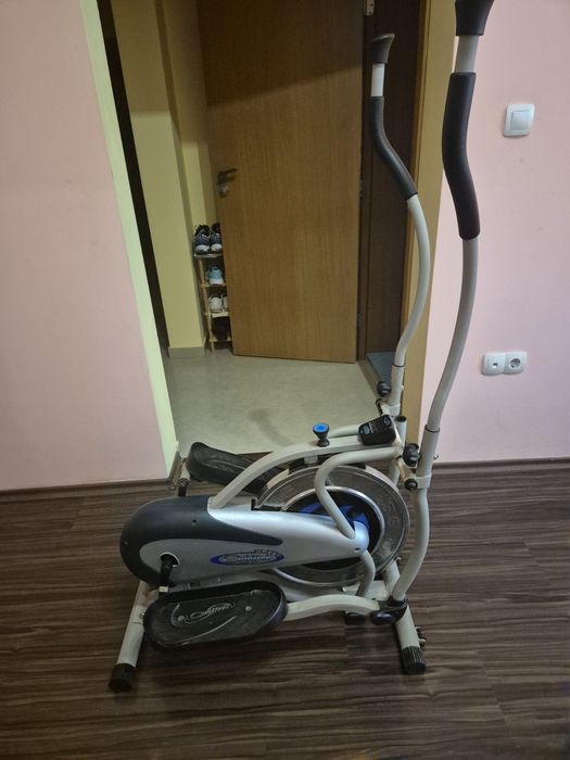 Продава Крос Тренажор