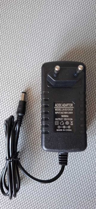 Set alimentator camera supraveghere DC 12V 2A cu mufa 5.5*2.1mm