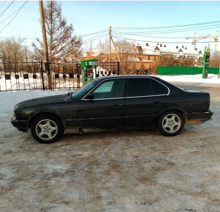 Срочно срочно продам BMW М5 Е34