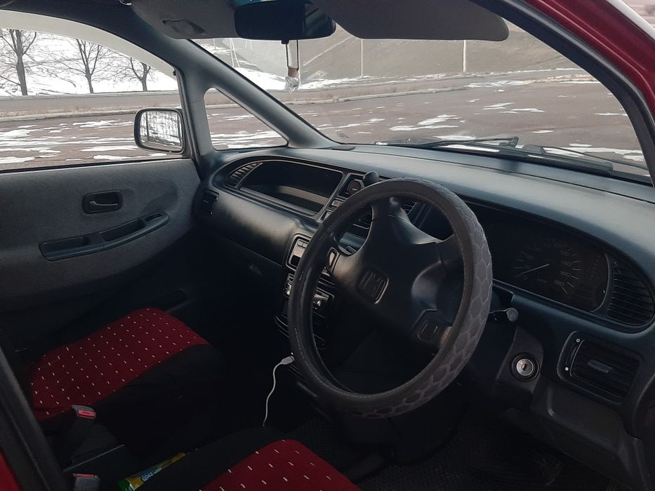 Хонда Одисей 1995.Без вложение.