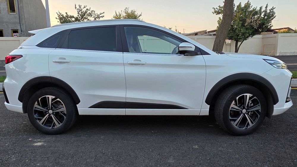 JAC JS6 Luxury 2023 | Максимальная комплектация | 1 владелец