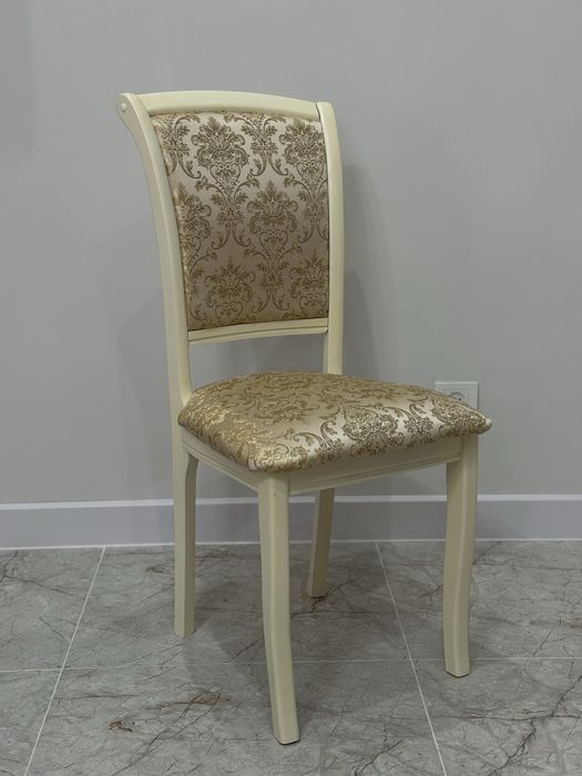 Продаются стулья очень красивые и удобные