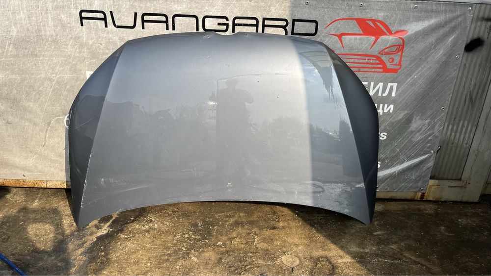 2 броя капак VW Touran,Caddy 2 2011-