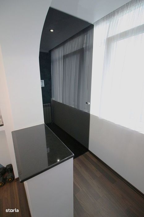 Vindem 3 Camere Zona Cornisa/Alecu Russo et 2 Modern/Mobilat