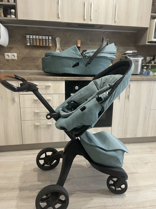 Бебешка количка stokke