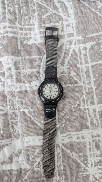 Продам часы Swatch