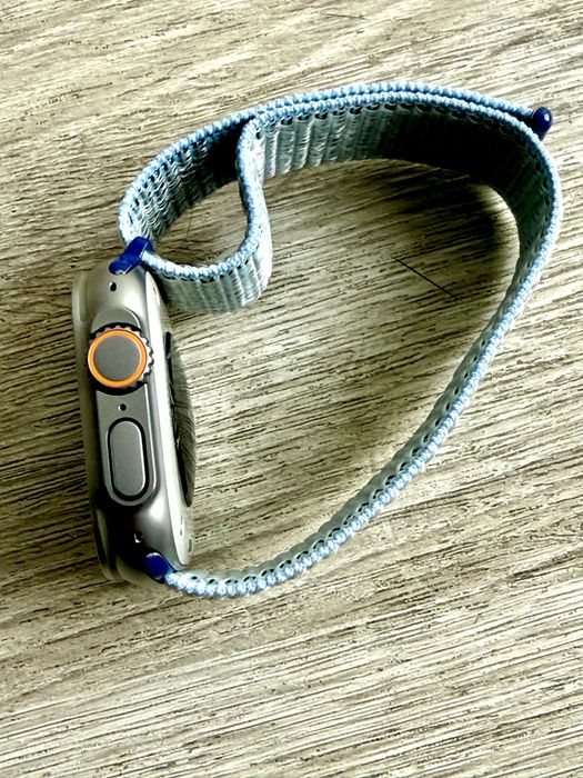 Apple Watch Ultra 49mm Natural Titanium Case