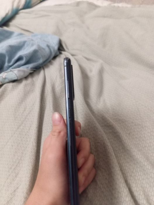Продам Телефон Galaxy S20 FE