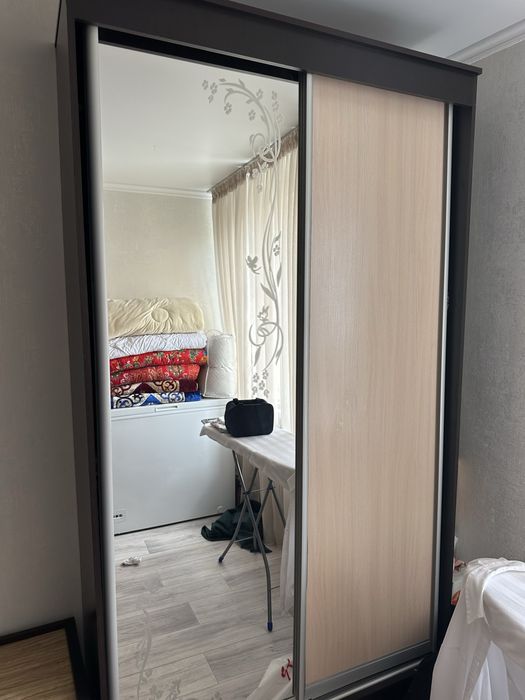 Продам шкаф в прихожую