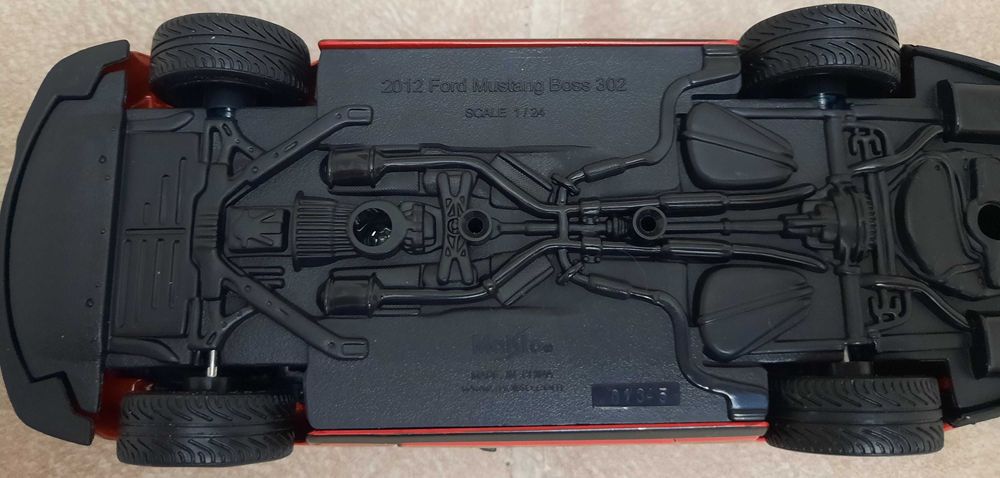 Машинка коллекционная модель