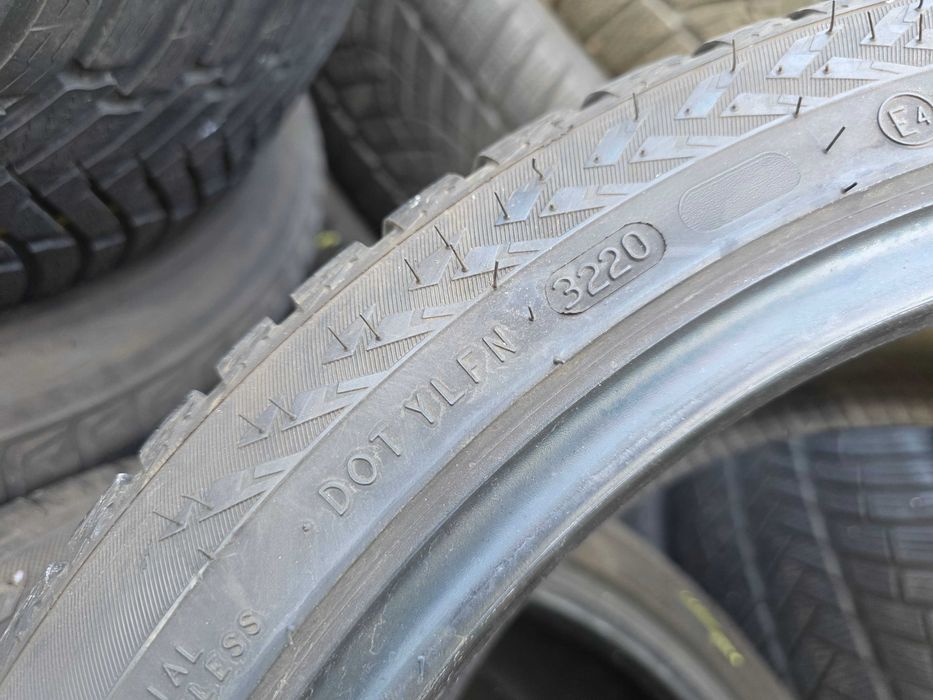 2бр Всесезонни гуми 205 45 17 - Nokian