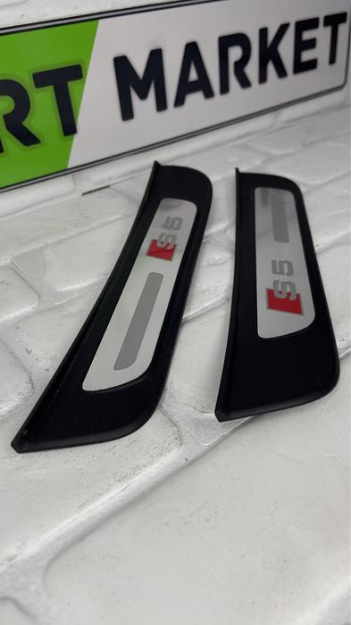 Лайсни прагове AUDI S5