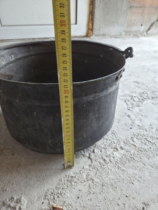 Ceaun cupru! Este ținut in pod de câțiva ani!