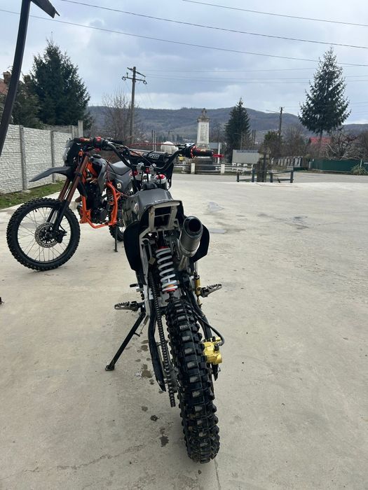 Vând cross kxd 125 GT-S