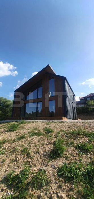 Casa individuala 4 camere, 113 mp, zona Saru Dornei