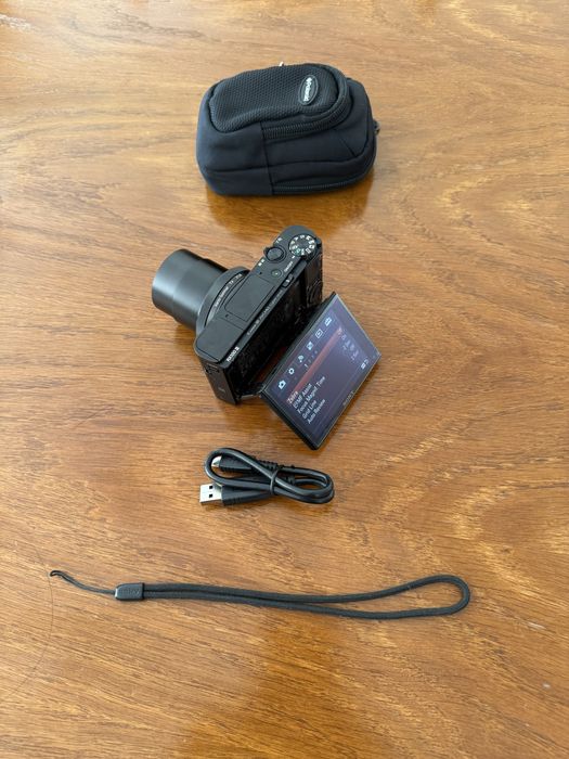 Camera foto avansata cu senzor mare Sony RX100 mk3  iii