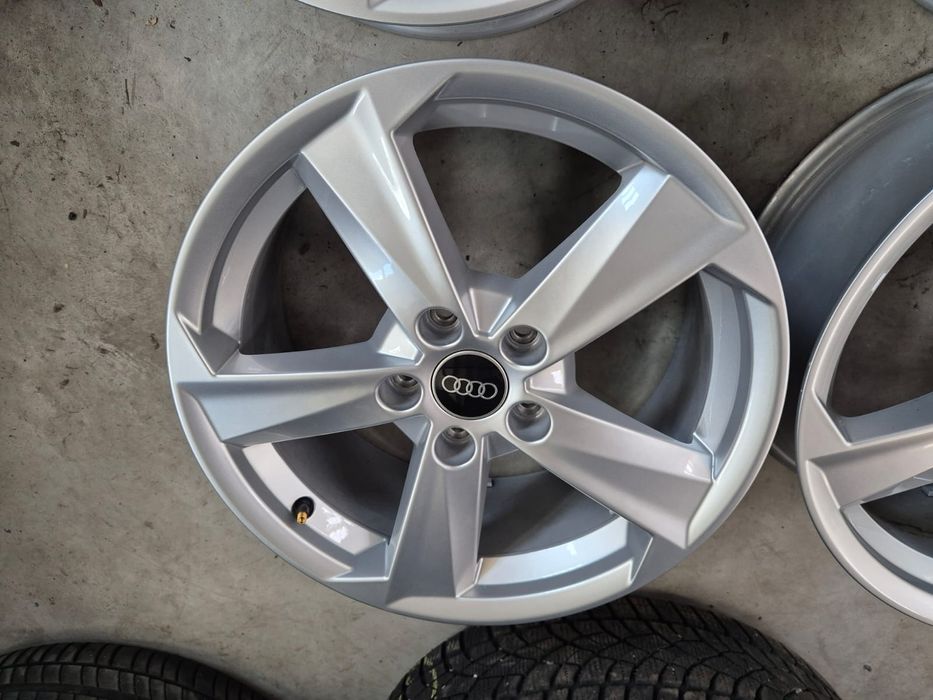 Jante noi originale R17 Audi Q2 A3 Q3 A4 / Vw Passat Golf 5 6 7 8