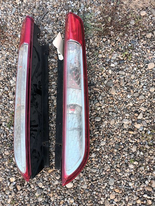 ляв и десен стоп за форд фокус II фейслифт FORD FOCUS II FACELIFT