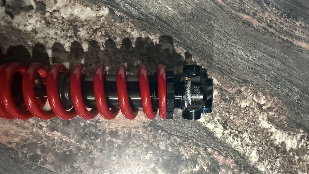 De vanzare Rockshox Vivid Ultimate Coil
