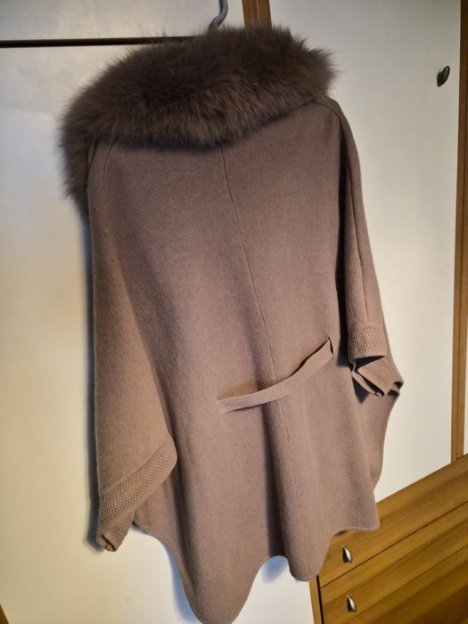 Кашмирено палто с естествен косъм лисица