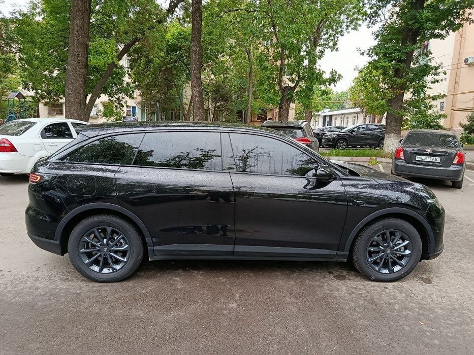 LEAPMOTOR C11 2025 йил