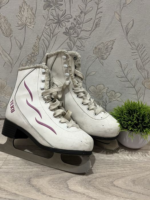 Коньки Teku 35 размера