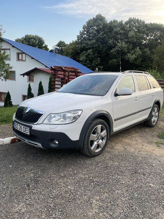 SKODA Octavia 2012 — imagine 5