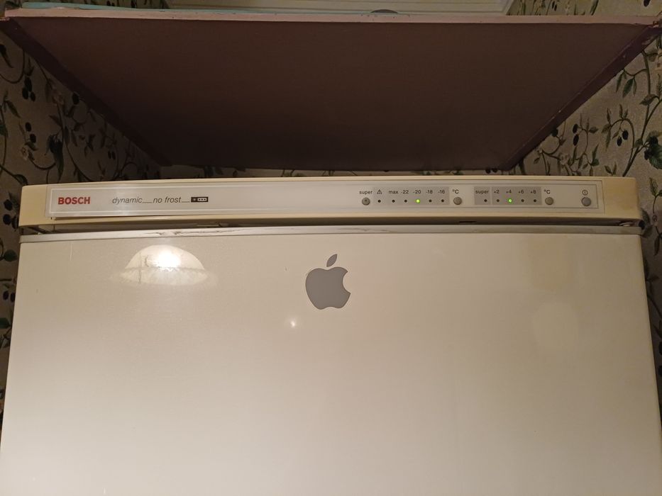 Холодильник BOSCH