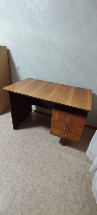 Стол, тумба, шкаф