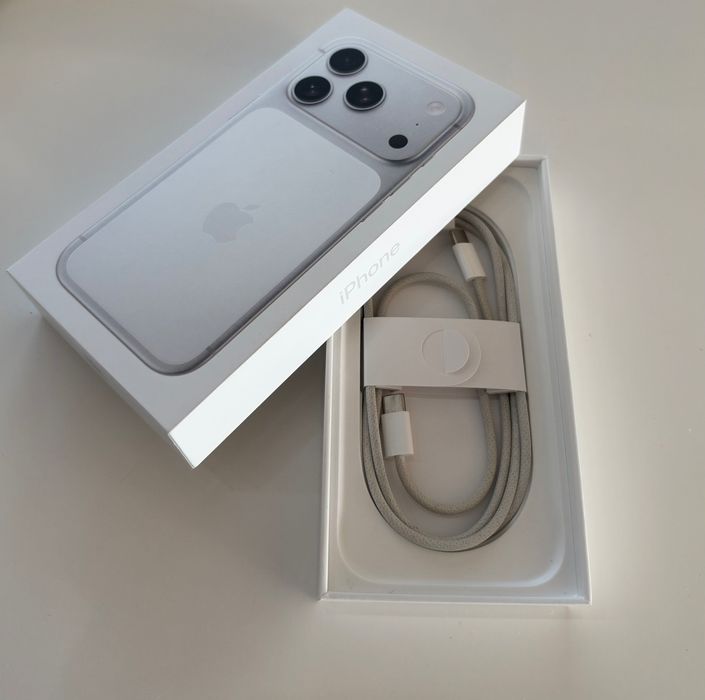 iPhone 17 pro 256GB Silver