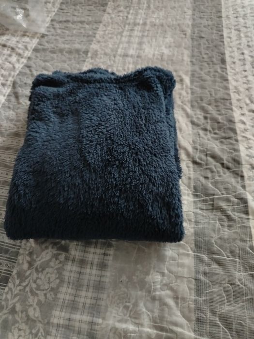 Hanorac femei cu guler rotund și buzunare