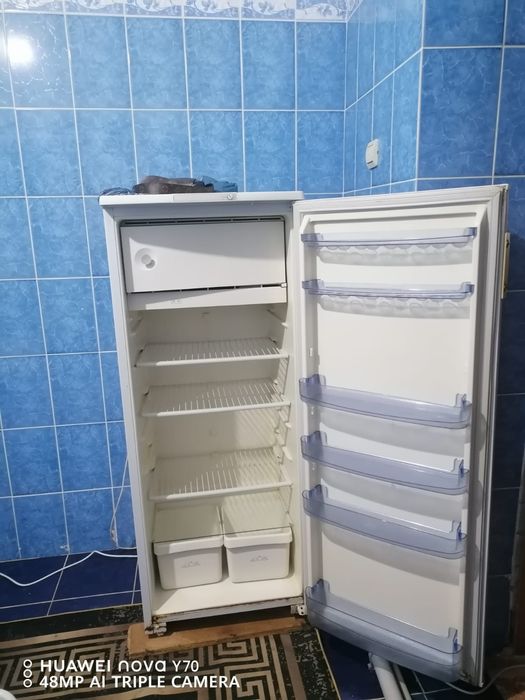 Холодильник Бирюса в хорошем состоянии