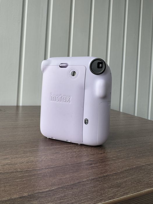 продам instax mini 12