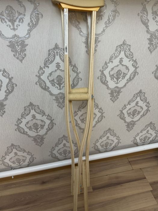 Продается Костыли