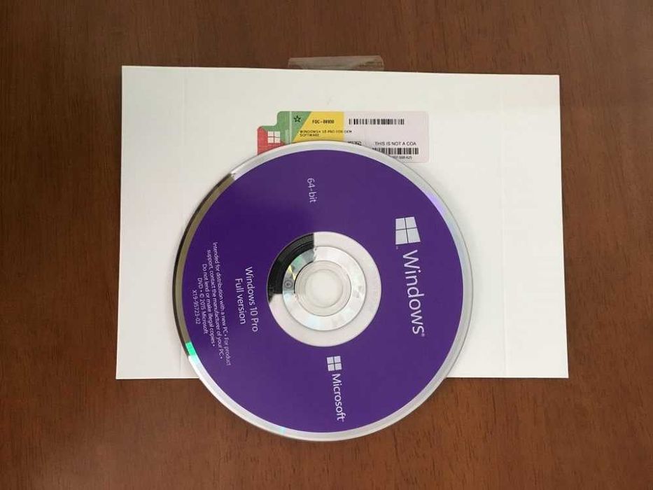 DVD nou, sigilat Windows 10 Home / Pro pe 32+64 biti cu licenta retail