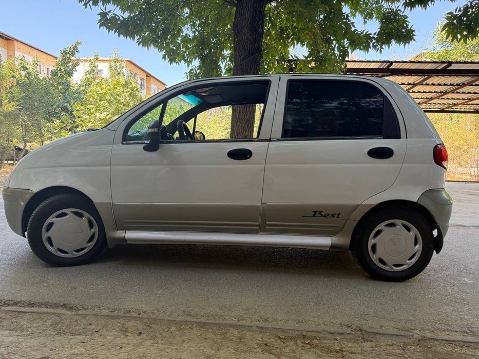 Matiz besst. Sotiladi srochna Yili 2016. Xolati zo’r o’zimizani moshin