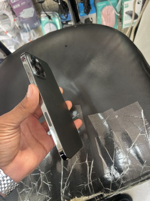 Iphone 13 pro max. Idial