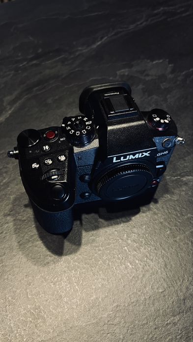 Panasonic Lumix GH6