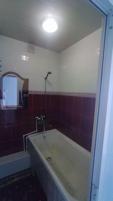 Kvartira ijaraga beriladi kanechkada 2 xonalik 2 etaj