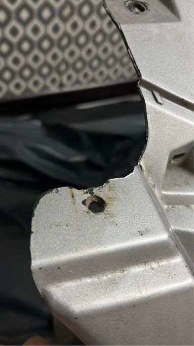 Продам бампер от приоры