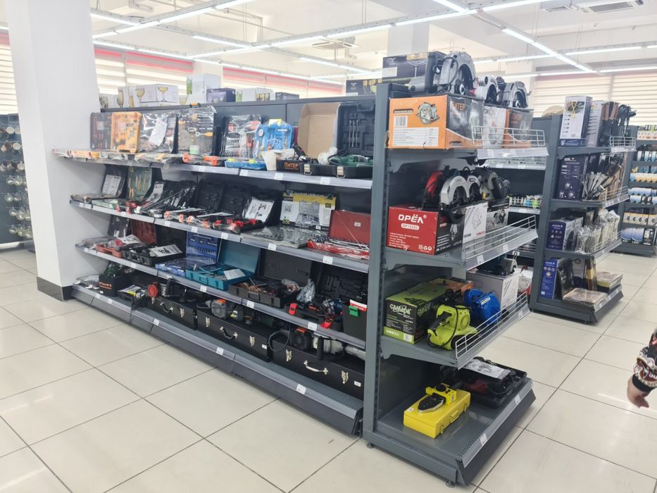 стеллаж для магазина.