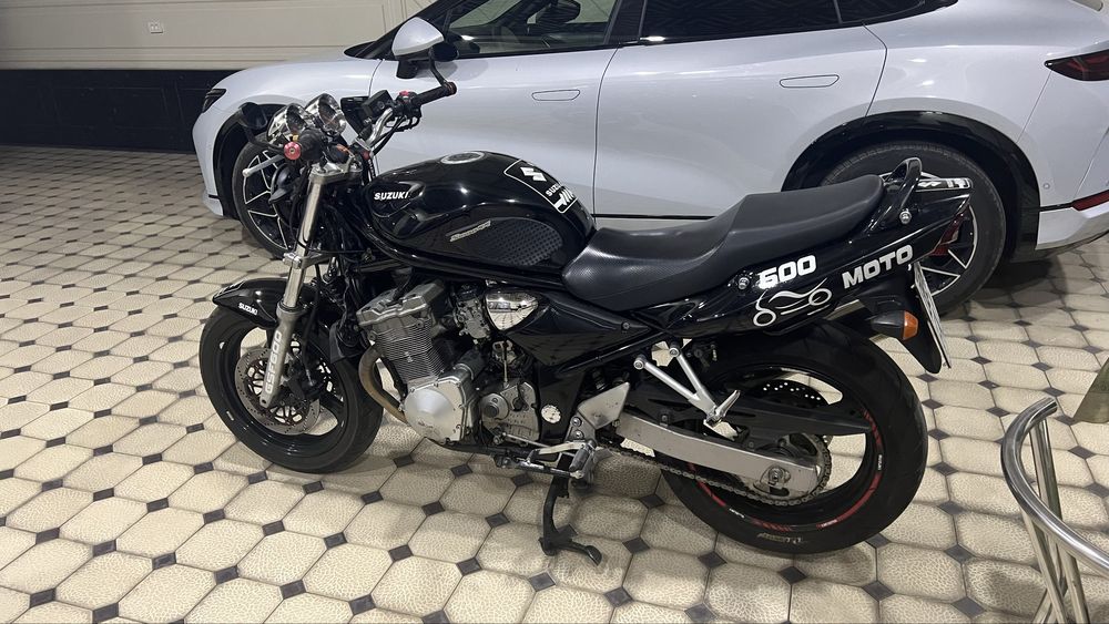 Suzuki GSF 600 Bandit