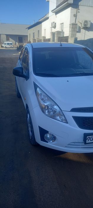 Хивада спарк сотилади