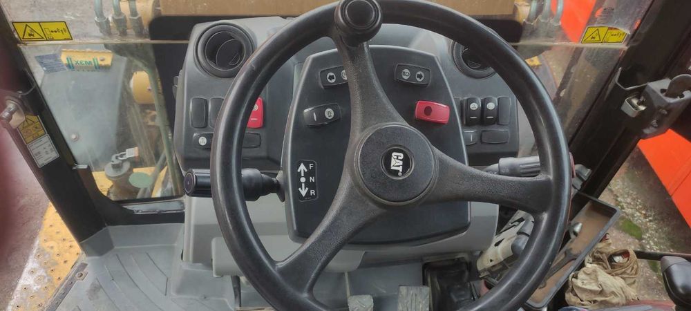 Багер Caterpillar 428F Backhoe Loader товарач само за 90000лв. без ДДС